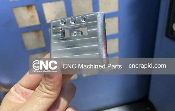 Small CNC Machined Parts: Precision Custom Aluminum Brackets & Hardware